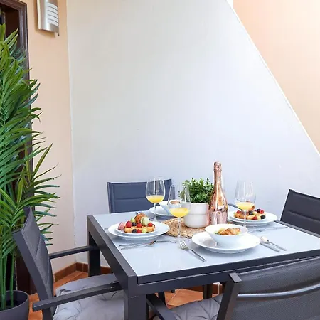 Beautiful And Modern Flat With Pool And Terrace 1 *